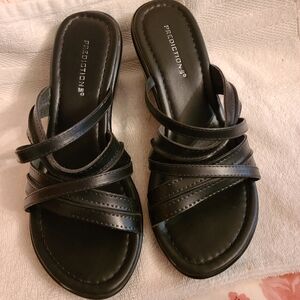 Predictions wedge sandals